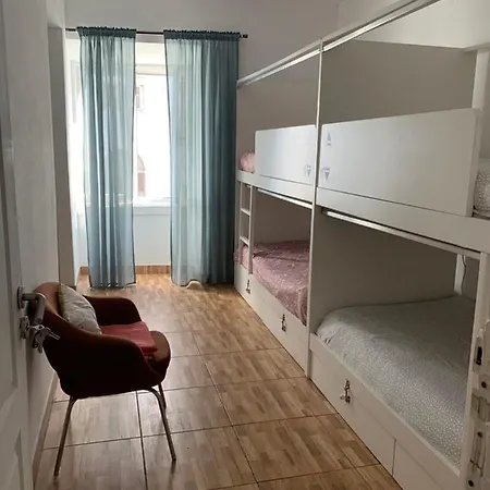 Hostal My